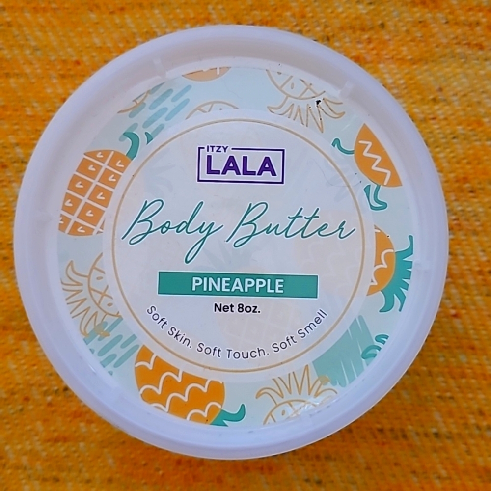 LA LA BODY BUTTER PINEAPPLE